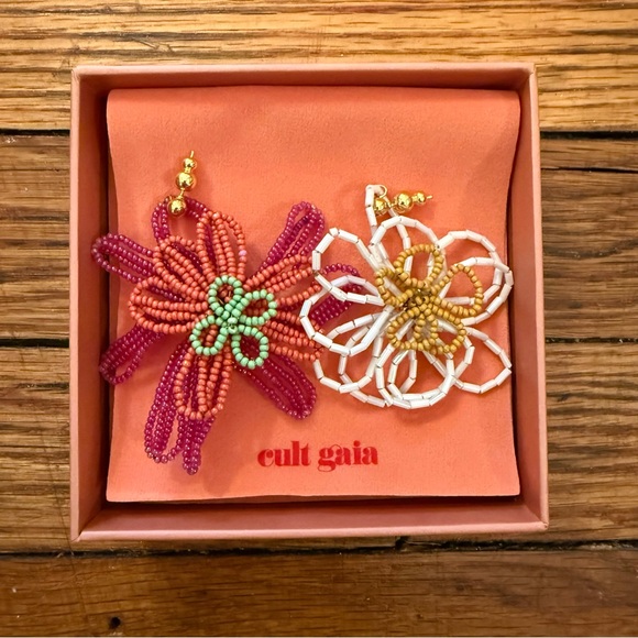 cult gaia Jewelry - Cult Gaia Avis Earrings - NIB